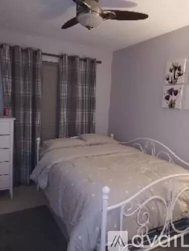 Main picture of 6001 Crocus Ct