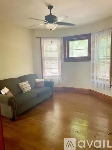 Main picture of 3541 W Schubert Ave