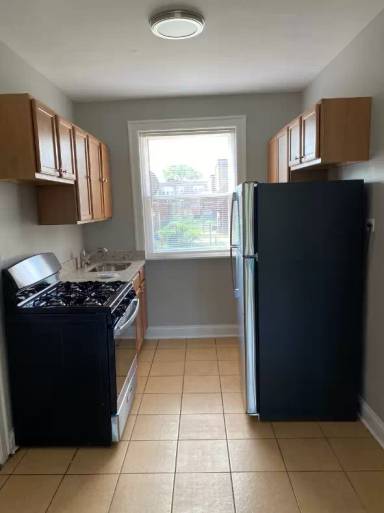 Main picture of 9001 S Loomis St