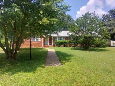 Main picture of 12500 Easy St