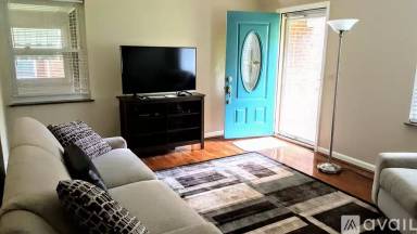 Main picture of 8433 Wicklow Ave