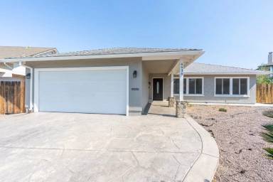 Main picture of 4636 Benhurst Ave