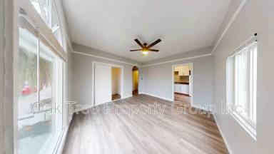 Main picture of 1942 47th Ave