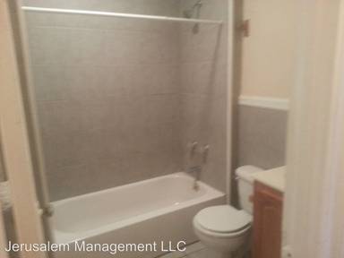 Main picture of 554 Washington Ave