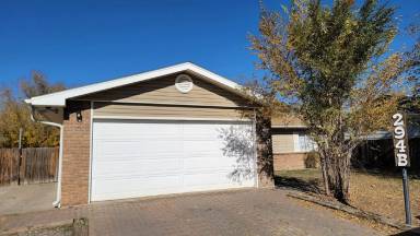 Main picture of 294 Arlington Dr