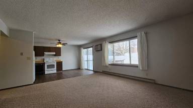 Main picture of 2755 Summer Dr