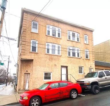 Main picture of 601 Aaron St