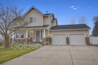 Main picture of 7665 N Courcelles Pkwy