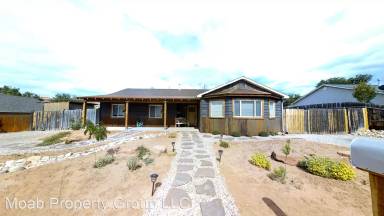 Main picture of 1195 Canon Vista Dr