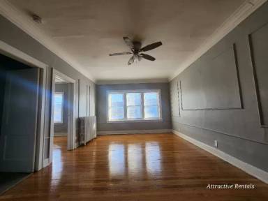 Main picture of 37 W 14th Pl