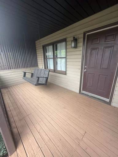 Main picture of 218 Adams Ln