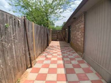 Main picture of 265 Windsor Way