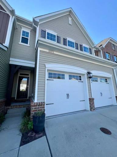 Main picture of 4321 Pond Pine Trl