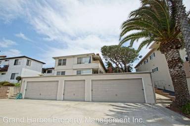 Main picture of 208 Palos Verdes Blvd