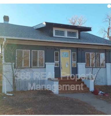 Main picture of 1743 7th Ave