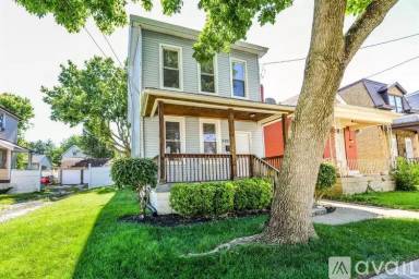 Main picture of 5222 Hunter Ave