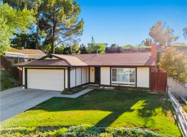 Main picture of 27575 Elder View Dr