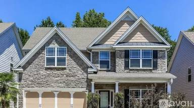 Main picture of 652 Lynnfield Dr