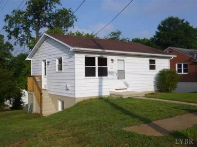 Main picture of 1821 Taylor St