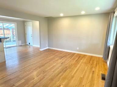 Main picture of 8011 SE 79th Ave