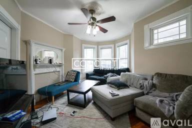 Main picture of 1 Parker Hill Ter