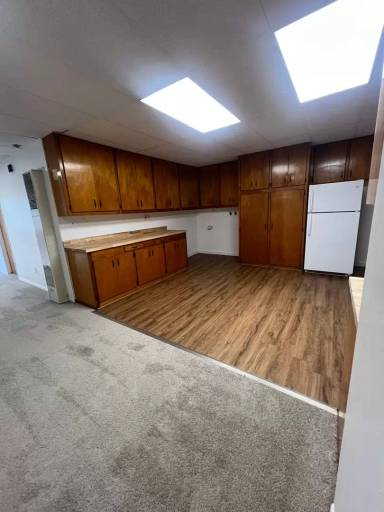 Main picture of 241 SW G St