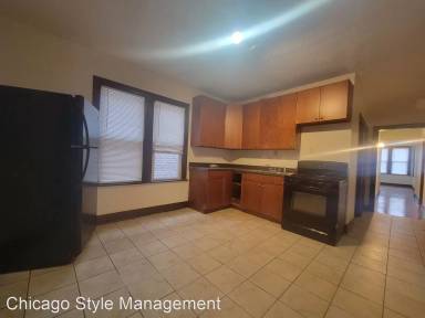 Main picture of 2453 W Marquette Rd