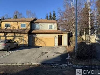 Main picture of 2023 Jamestown Cir