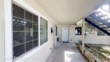 Main picture of 13 N San Mateo St