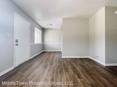 Main picture of 1204 W Bethel Ave