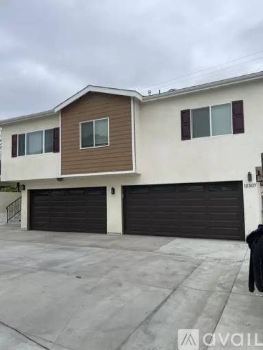 Main picture of 12305 214th St