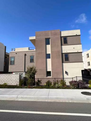 Main picture of 1081 Canal St