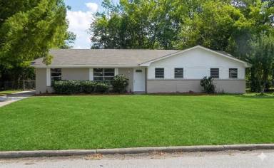 Main picture of 2724 Endicott Dr