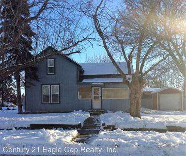 Main picture of 2403 N Depot St