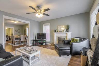 Main picture of 2539 Cherry St