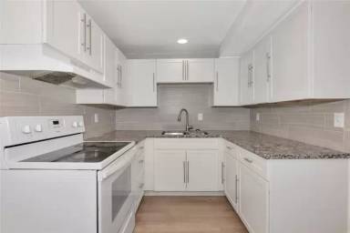 Main picture of 405 Barlow Ave
