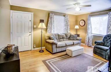 Main picture of 2525 Carew St