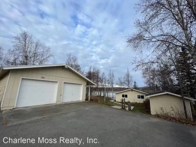 Main picture of 351 W Lake View Ave