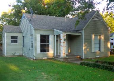 Main picture of 312 SE 10th St