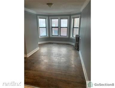 Main picture of 6945-59 S Paxton Ave Apartments & 2206 E 70th St Apartments