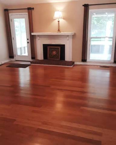 Main picture of 5136 Village Trce