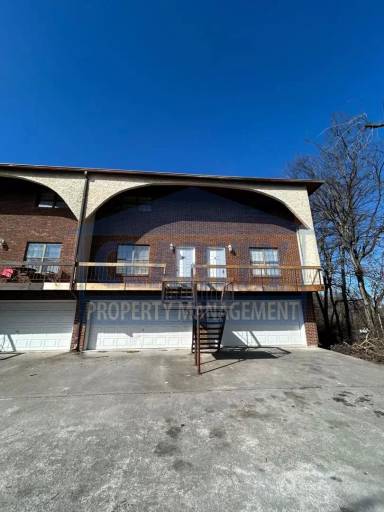 Main picture of 340 21st St NW