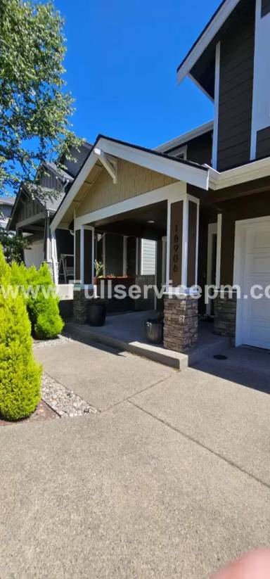 Main picture of 18906 124th Ave SE