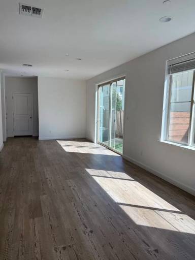 Main picture of 2460 Cinnabar Dr