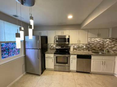 Main picture of 31 Erin Rd