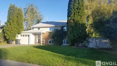 Main picture of 615 Crestview Ave
