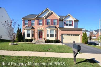 Main picture of 15328 Wits End Dr
