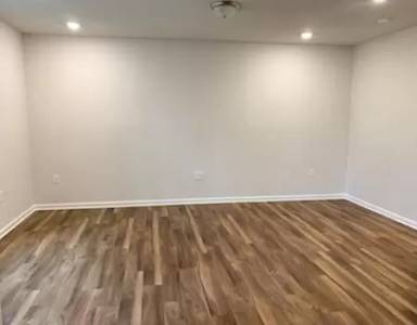 Main picture of 6145 Beale Loop