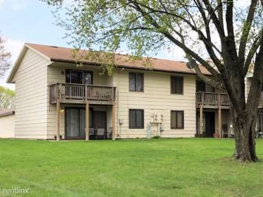 Main picture of 2056 NW Hickory Ln