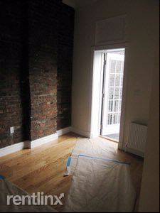 Main picture of 47 E 1st St